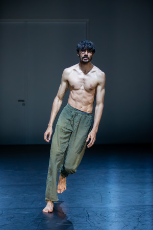 HIER = JETZT 2025 _ Akhil Jamkhandi _ FallsFalse _ Foto